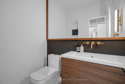 Photo 16 at 209 - 676 Richmond Street W, Waterfront Communities C1, Toronto