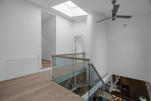 Photo 25 at 209 - 676 Richmond Street W, Waterfront Communities C1, Toronto