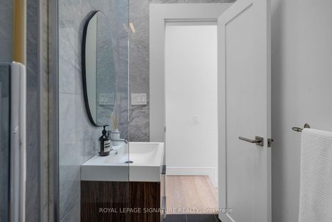 Photo 40 at 209 - 676 Richmond Street W, Waterfront Communities C1, Toronto