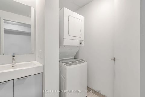 Photo 37 at 1313 - 2920 Highway 7 Road, Concord, Vaughan