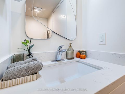 Photo 34 at 2003 - 38 Lee Centre Drive, Woburn, Toronto