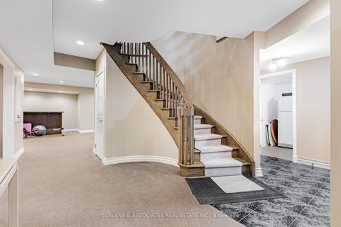 Photo 35 at 221 Pleasant Avenue, Newtonbrook West, Toronto