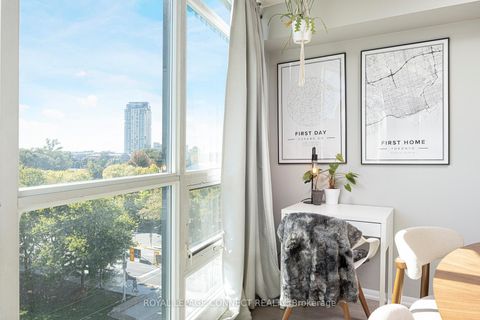 Photo 6 at 609 - 231 Fort York Boulevard, Niagara, Toronto