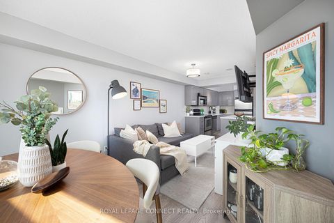 Photo 8 at 609 - 231 Fort York Boulevard, Niagara, Toronto