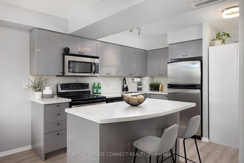 Photo 12 at 609 - 231 Fort York Boulevard, Niagara, Toronto