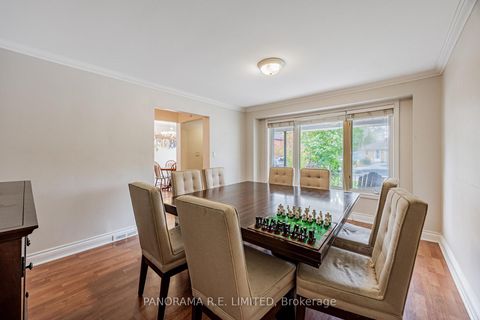 Photo 7 at 30 Cowley Avenue, City Centre West, Toronto