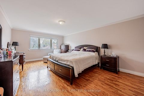 Photo 14 at 30 Cowley Avenue, City Centre West, Toronto