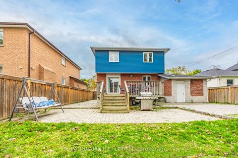 Photo 24 at 30 Cowley Avenue, City Centre West, Toronto