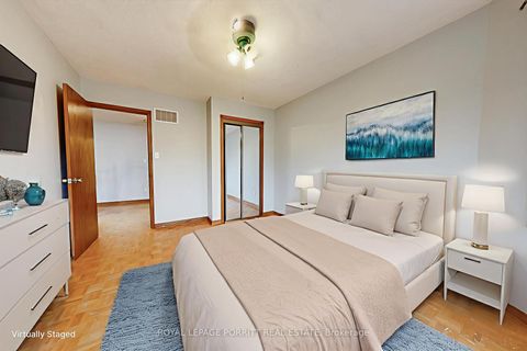 Photo 4 at 11 Goa Court, Alderwood, Toronto