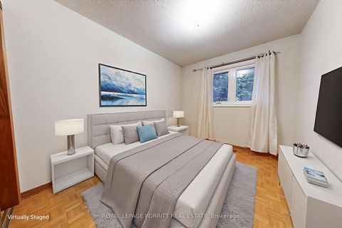 Photo 6 at 11 Goa Court, Alderwood, Toronto