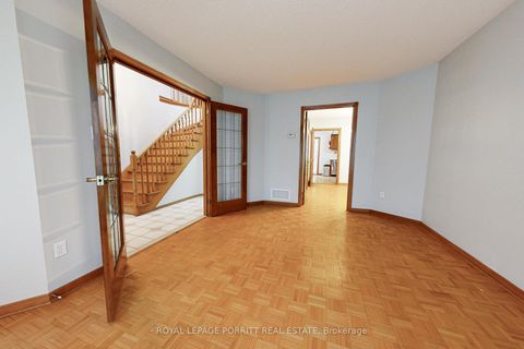 Photo 8 at 11 Goa Court, Alderwood, Toronto