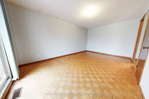 Photo 27 at 11 Goa Court, Alderwood, Toronto