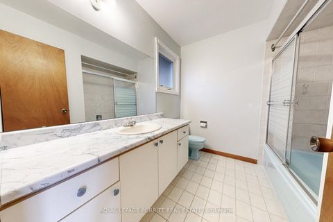 Photo 30 at 11 Goa Court, Alderwood, Toronto