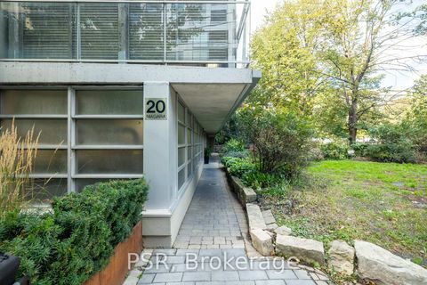 Photo 1 at 501 - 20 Niagara Street, Waterfront Communities C1, Toronto