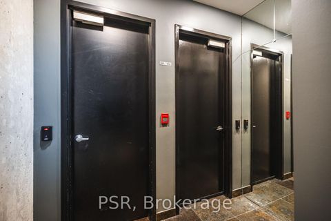 Photo 2 at 501 - 20 Niagara Street, Waterfront Communities C1, Toronto