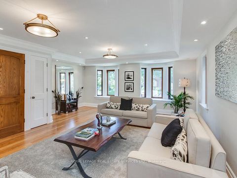 Photo 4 at 441 Oriole Parkway, Eglinton, Toronto