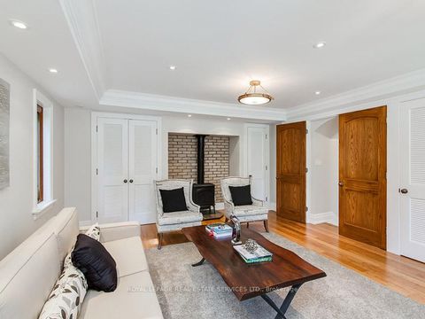 Photo 7 at 441 Oriole Parkway, Eglinton, Toronto