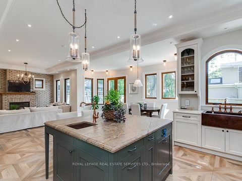 Photo 19 at 441 Oriole Parkway, Eglinton, Toronto