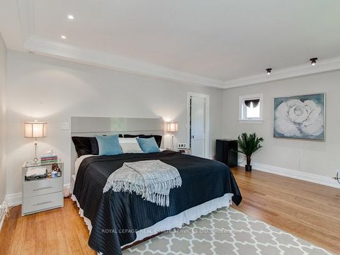 Photo 26 at 441 Oriole Parkway, Eglinton, Toronto