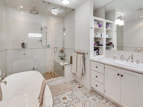 Photo 32 at 441 Oriole Parkway, Eglinton, Toronto