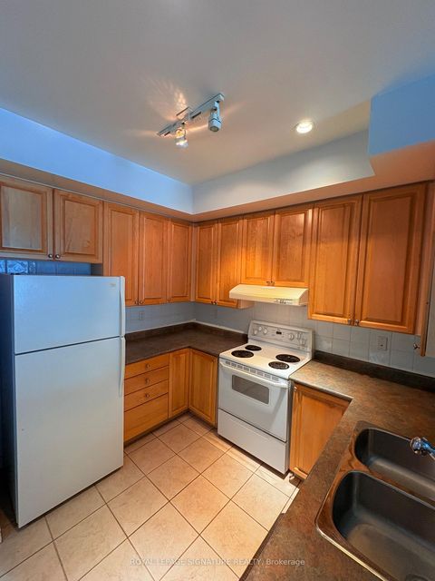 Photo 7 at LL70 - 123 Omni Drive, Bendale, Toronto