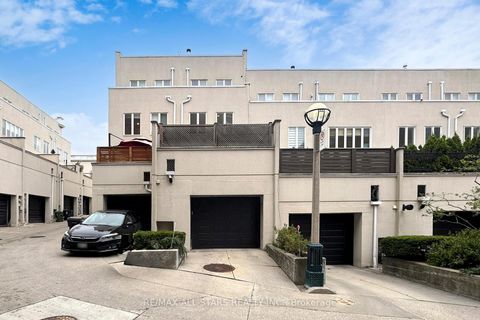 Photo 26 at 246 Walmer Road, Casa Loma, Toronto