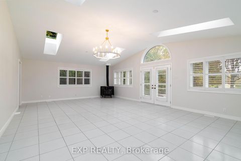 Photo 12 at 35 Dennis Drive, King City, King