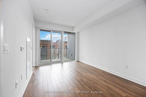 Photo 10 at 320 - 158 Front Street E, Moss Park, Toronto