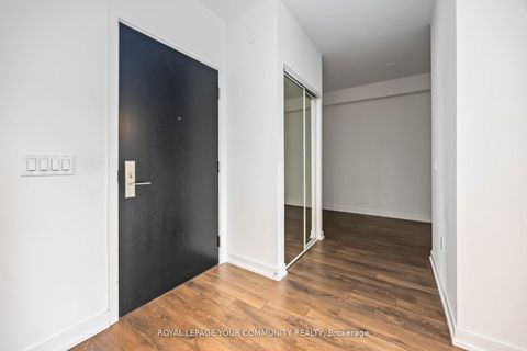 Photo 15 at 320 - 158 Front Street E, Moss Park, Toronto