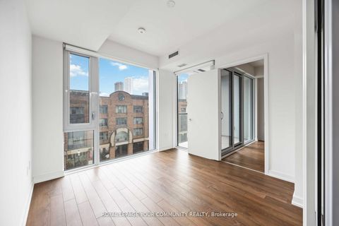 Photo 21 at 320 - 158 Front Street E, Moss Park, Toronto