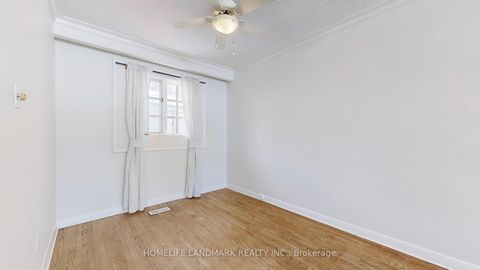 Photo 5 at 424 Bonita Crescent, Crosby, Richmond Hill