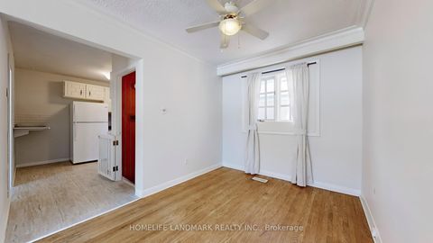 Photo 6 at 424 Bonita Crescent, Crosby, Richmond Hill