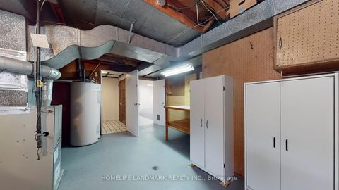 Photo 36 at 424 Bonita Crescent, Crosby, Richmond Hill