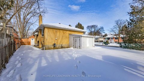 Photo 39 at 424 Bonita Crescent, Crosby, Richmond Hill