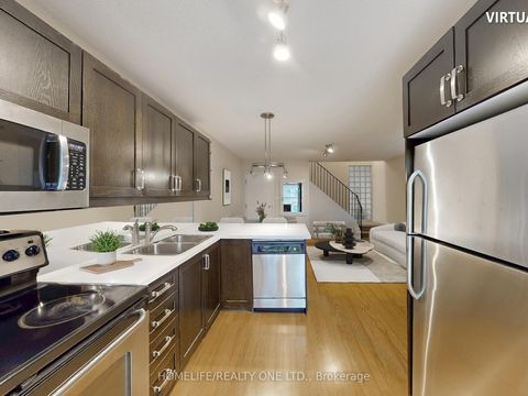 Photo 10 at 77 Tecumseth Street, Niagara, Toronto