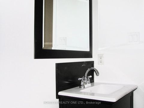 Photo 13 at 77 Tecumseth Street, Niagara, Toronto