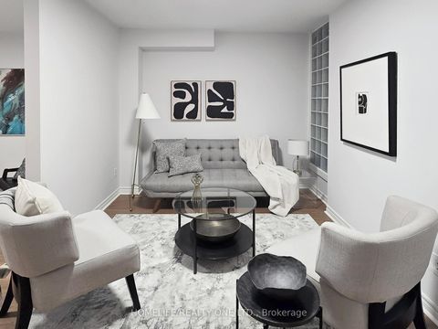 Photo 15 at 77 Tecumseth Street, Niagara, Toronto