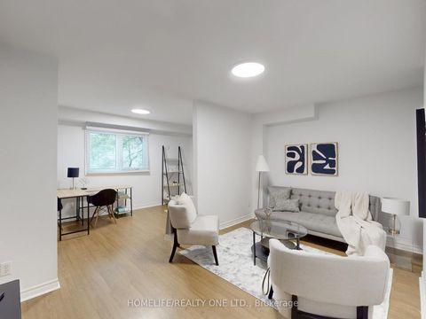 Photo 18 at 77 Tecumseth Street, Niagara, Toronto