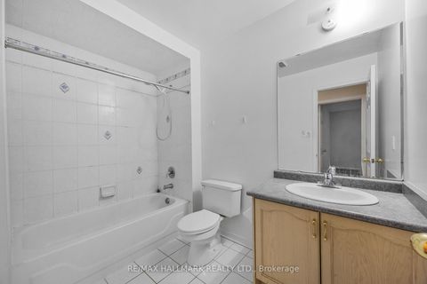 Photo 11 at 10 Ferris Street, Langstaff, Richmond Hill