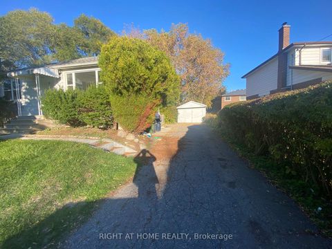 Photo 2 at 97 Galloway Road E, West Hill, Toronto