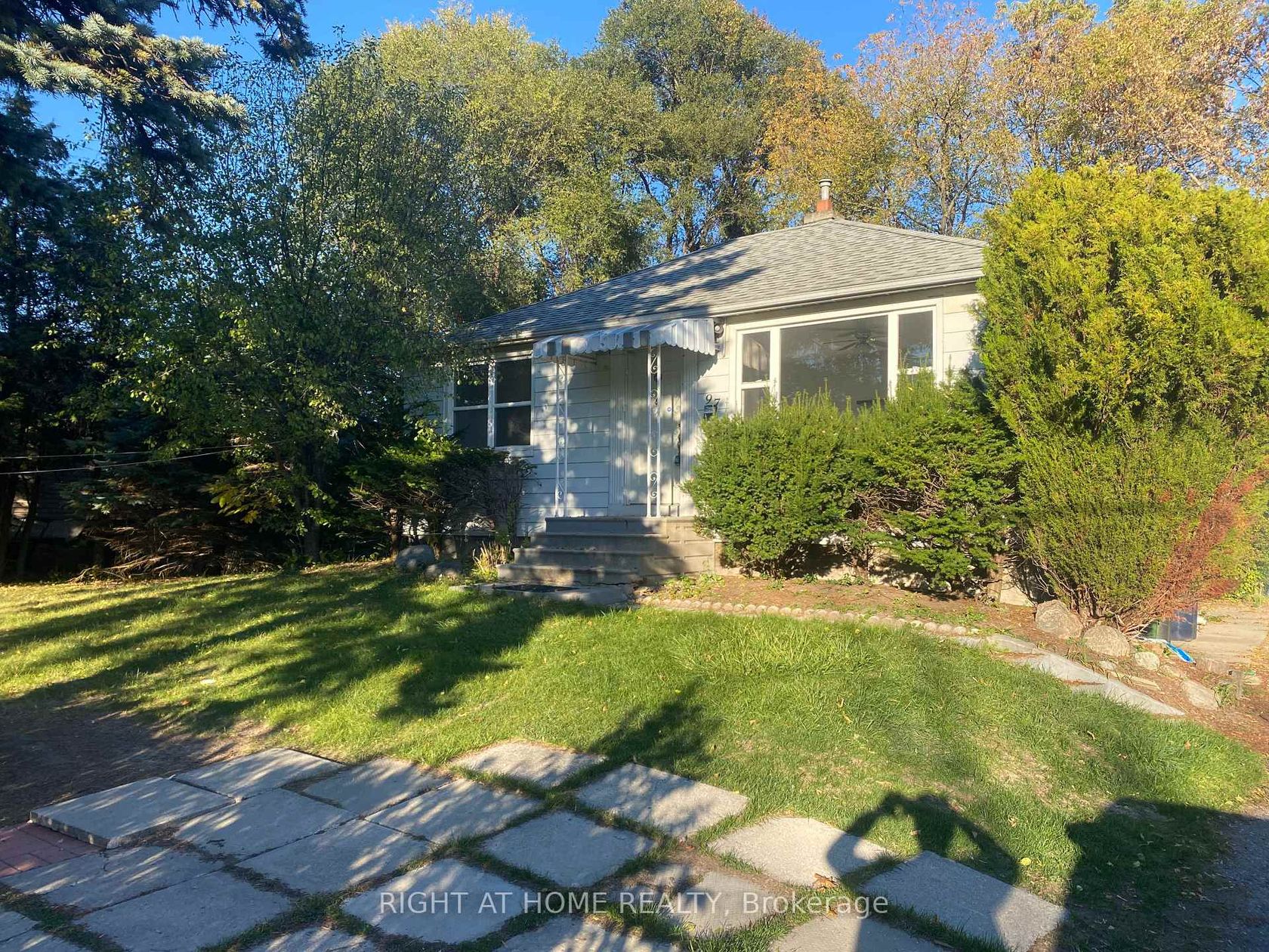 97 Galloway Road E, West Hill, Toronto 