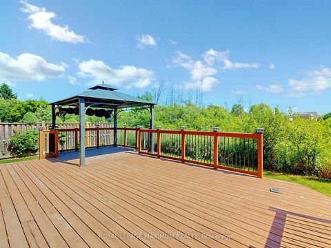 Photo 47 at 22 A Waltham Crescent, Doncrest, Richmond Hill