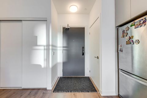 Photo 11 at LPH10 - 405 Dundas Street W, GO Glenorchy, Oakville