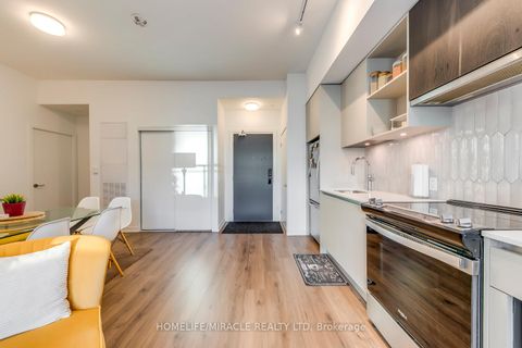 Photo 20 at LPH10 - 405 Dundas Street W, GO Glenorchy, Oakville