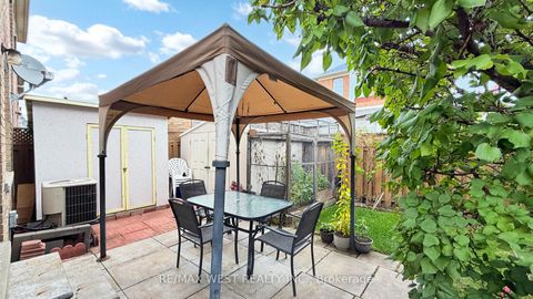 Photo 44 at 1 Platinum Drive, Amesbury, Toronto