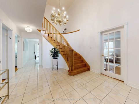 Photo 18 at 258 Westmount Boulevard, Beverley Glen, Vaughan