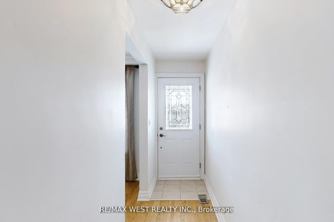 Photo 19 at 304 Concord Avenue, Junction, Toronto