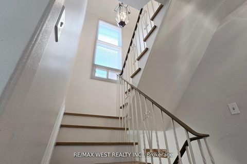 Photo 21 at 304 Concord Avenue, Junction, Toronto