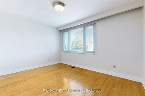 Photo 23 at 304 Concord Avenue, Junction, Toronto