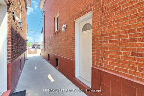 Photo 45 at 304 Concord Avenue, Junction, Toronto